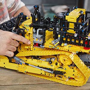 Lego 42131 Bulldozer Cat D11 LEGO 